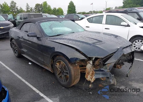 2020 Ford Mustang Ecoboost Premium z USA, uszkodzony, nr VIN 1FATP8UH2L5186127